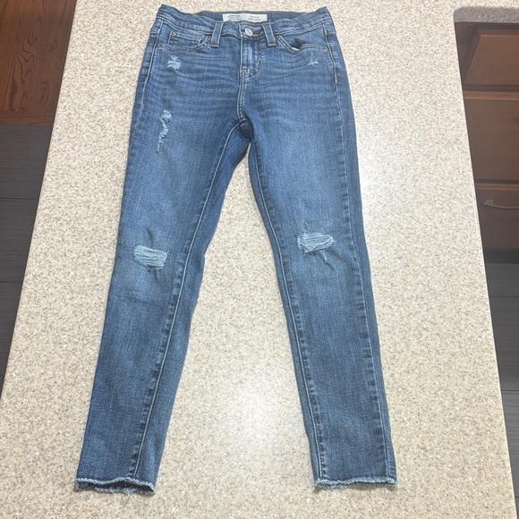 Signature by Levi Strauss Other - Levi Strauss high rise super skinny distressed jeans size 10